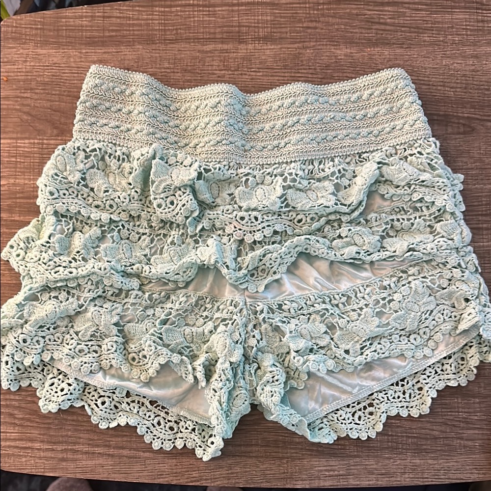 Lace Ruffle Shorts in Mint Green